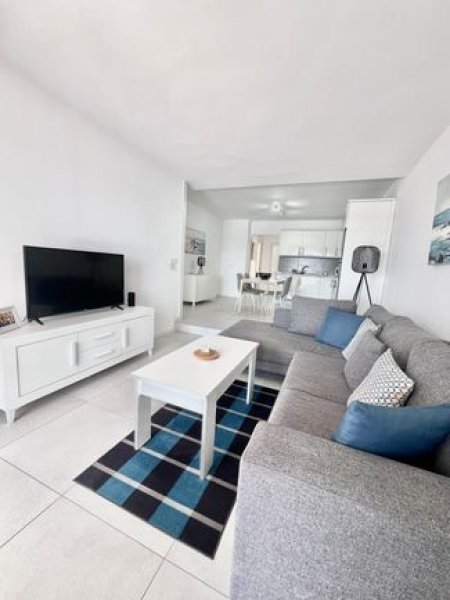 Illetas -Bungalow Wohnung direkt in erster Meereslinie mit Pool !