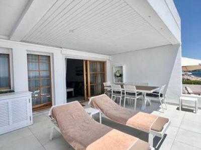 Illetas -Bungalow Wohnung direkt in erster Meereslinie mit Pool !