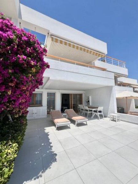 Illetas -Bungalow Wohnung direkt in erster Meereslinie mit Pool !