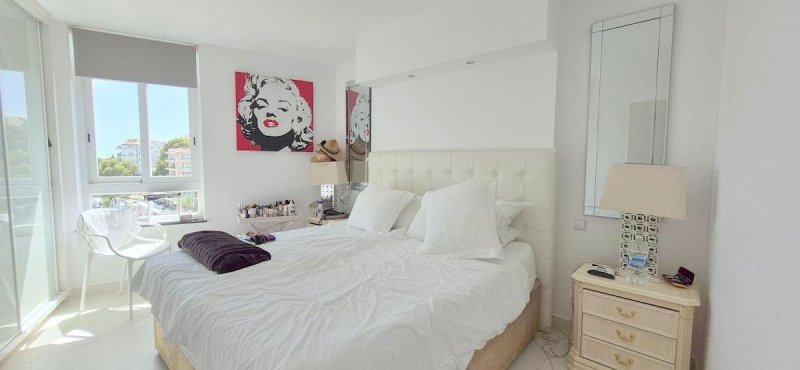 Illetas -Meerblickwohnung in erster Linie