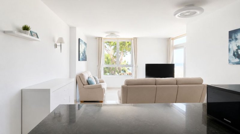 Illetas - Wohnung in erster Linie zum Renovieren mit Meerblick