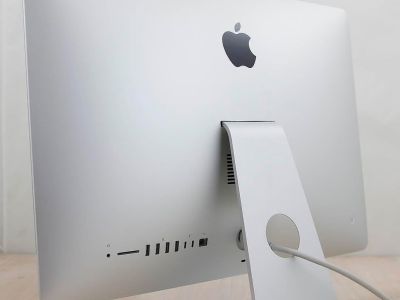 iMac 21,5" 4K (Wie NEU OVP)  Intel i5 Festplatte: 1 TB  Komplettset inkl. Magic Mouse & Tastatur