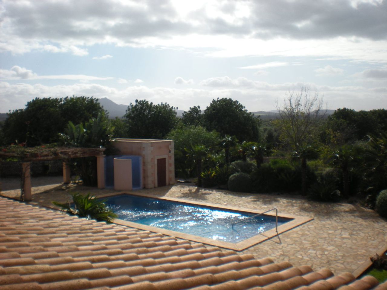 Imposing finca with sep. guest house and all extras near Petra - Manacor -- F 64 VK