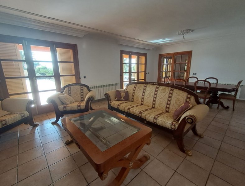Imposante Finca mit sep. Gästehaus und allen Extras bei Petra- Manacor -- F 64 VK