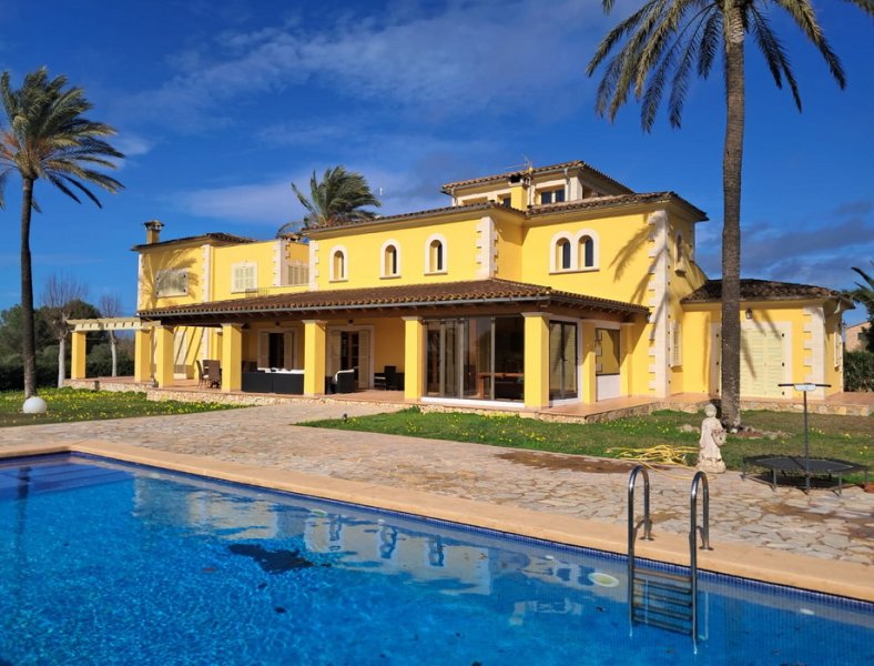Imposante Finca mit sep. Gästehaus und allen Extras bei Petra- Manacor -- F 64 VK