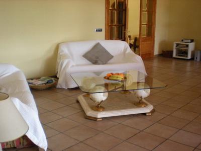 Imposing finca with sep. guest house and all extras near Petra - Manacor -- F 64 VK