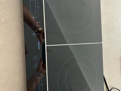 Induction cooktop