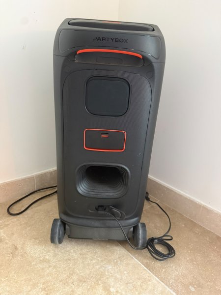 JBL PartyBox Stage 320  Top Zustand | Kraftvoller Sound | Bluetooth | Akku