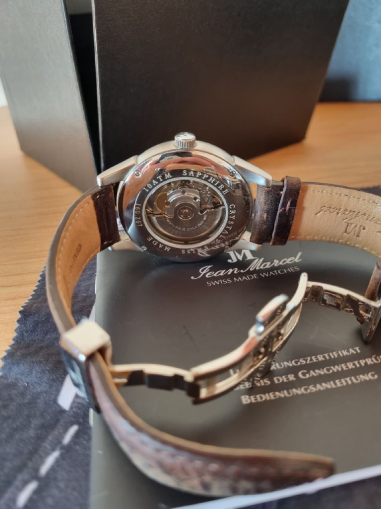 Jean Marcel Herren-Armbanduhr Astrum Automatik mit 2 Bändern