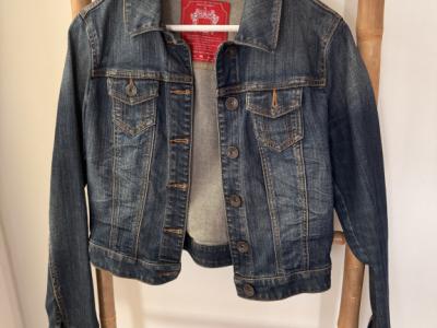 Jeans jackets, size M