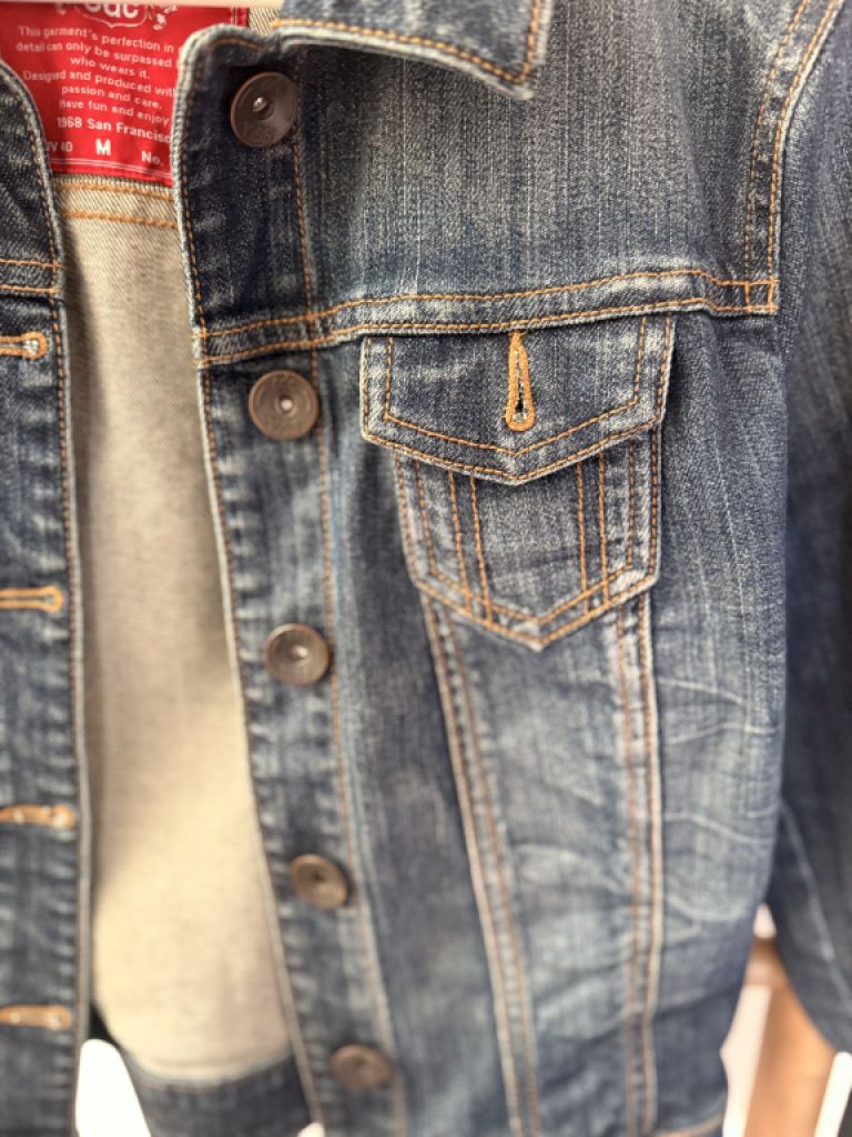 Jeans jackets, size M