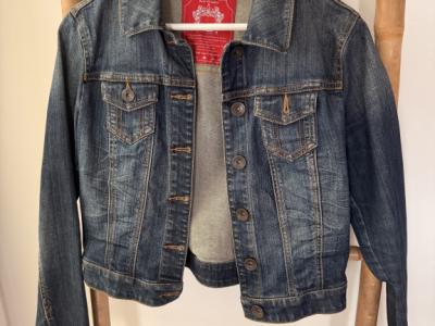 Jeans jackets, size M