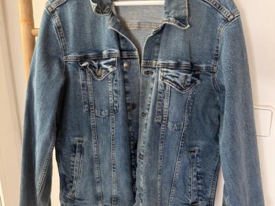 Jeans jackets, size M