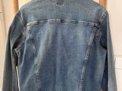 Jeans jackets, size M