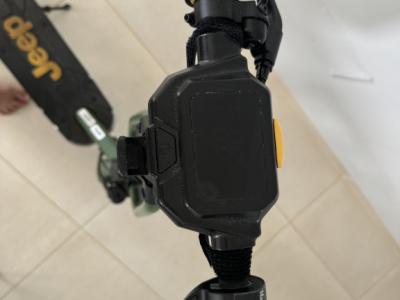 Jeep E-Scooter 2XE Adventurer Elektroroller 10W Grün