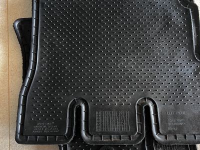 Jeep Wrangler Fußmatten Original und Reserveradabdeckung Top Zustand
