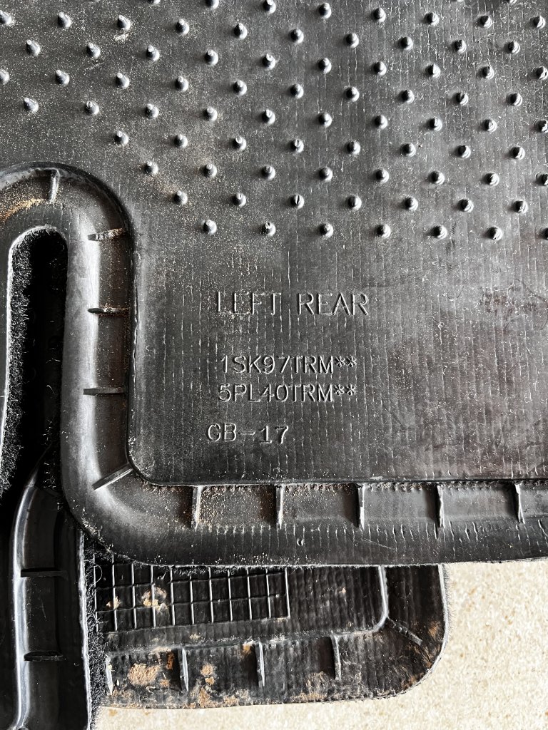 Jeep Wrangler Fußmatten Original und Reserveradabdeckung Top Zustand