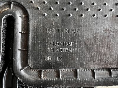 Jeep Wrangler Fußmatten Original und Reserveradabdeckung Top Zustand