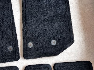 Jeep Wrangler Fußmatten Original und Reserveradabdeckung Top Zustand