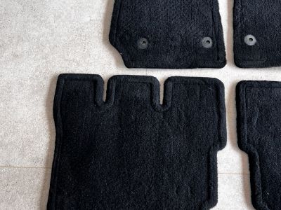 Jeep Wrangler Fußmatten Original und Reserveradabdeckung Top Zustand