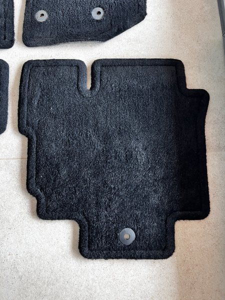 Jeep Wrangler Fußmatten Original und Reserveradabdeckung Top Zustand