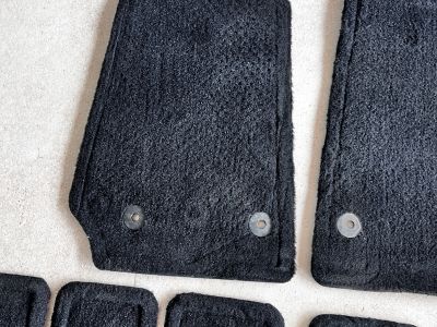 Jeep Wrangler Fußmatten Original und Reserveradabdeckung Top Zustand