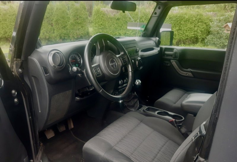 Jeep Wrangler JK 2.8 CRD Sport 2-Türer Allrad Hardtop & Softtop