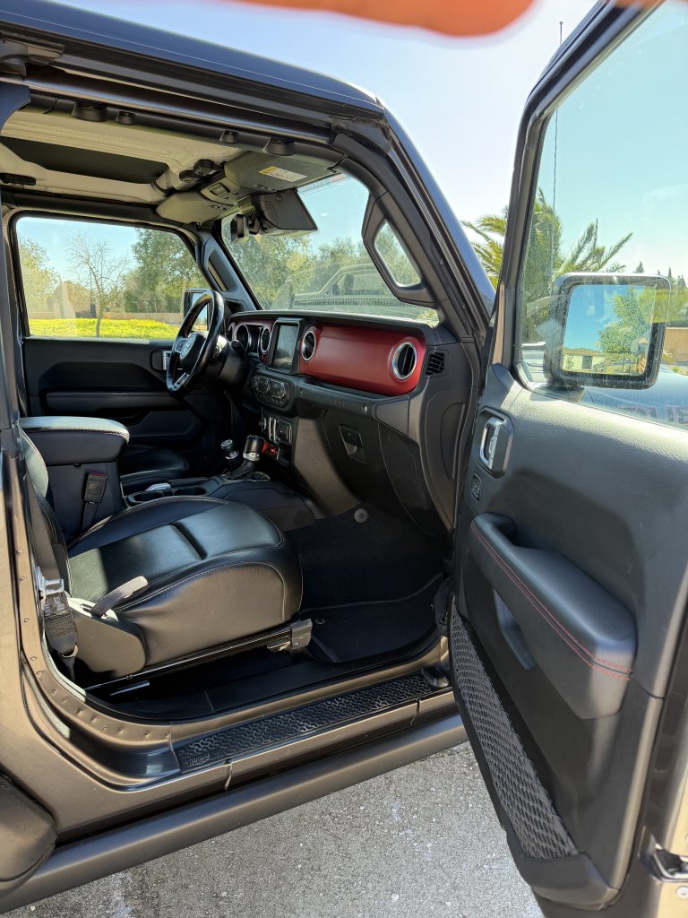 Jeep Wrangler Rubicon, 2.2l Diesel, 56tkm, 147kw, AHK, Hardtop, Automatik, Scheckheft - top !!
