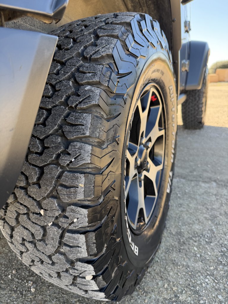 Jeep Wrangler Rubicon, 2.2l Diesel, 56tkm, 147kw, AHK, Hardtop, Automatik, Scheckheft - top !!