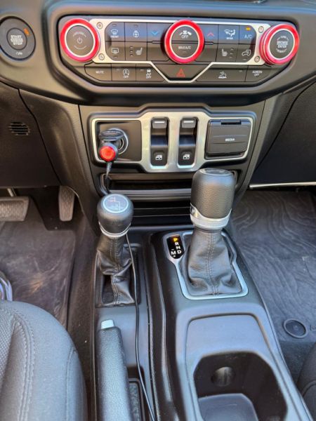 Jeep Wrangler Sport 2023, 21200km