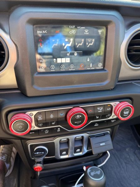 Jeep Wrangler Sport 2023, 21200km