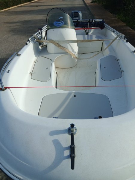 Jenneau Chantier console boat 4m 15HP outboard with trailer