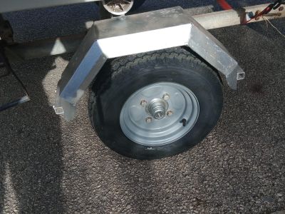 Jenneau Chantier console boat 4m 15HP outboard with trailer