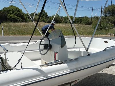 Jenneau Chantier console boat 4m 15HP outboard with trailer