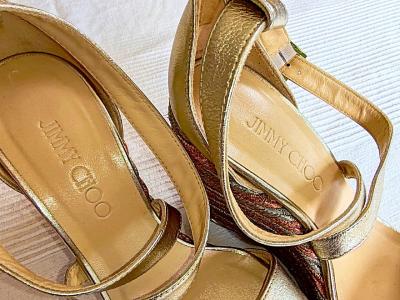 JIMMY CHOO Portia 120 Keilsandale aus Metallic-Leder, Größe 38