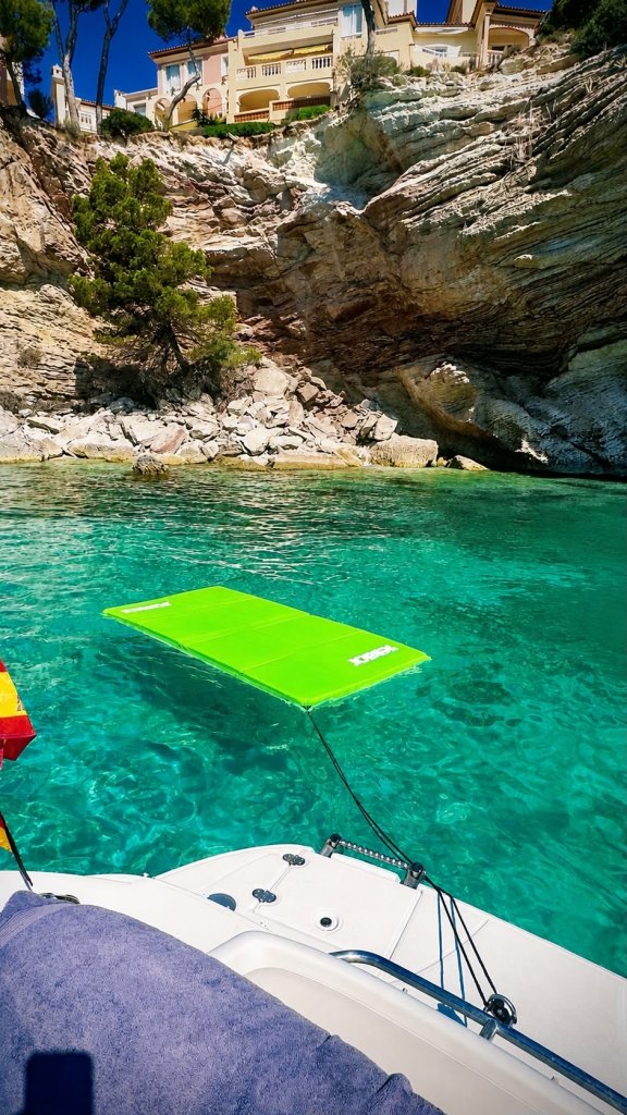 Jobe Manta schwimmende Matte,  in Santa Ponça, zu verkaufen