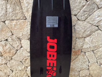 Set de wakeboard Jobe con botas y cuerda a la venta - usado solo 2 veces
