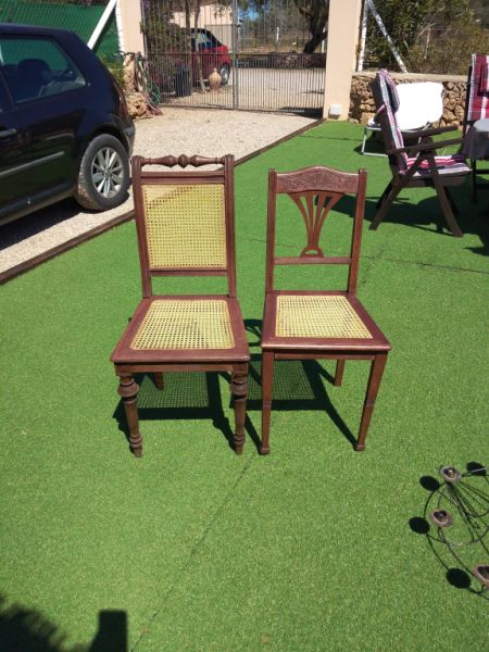 Jugendstilstühle neu bespannt von einem Fachmann