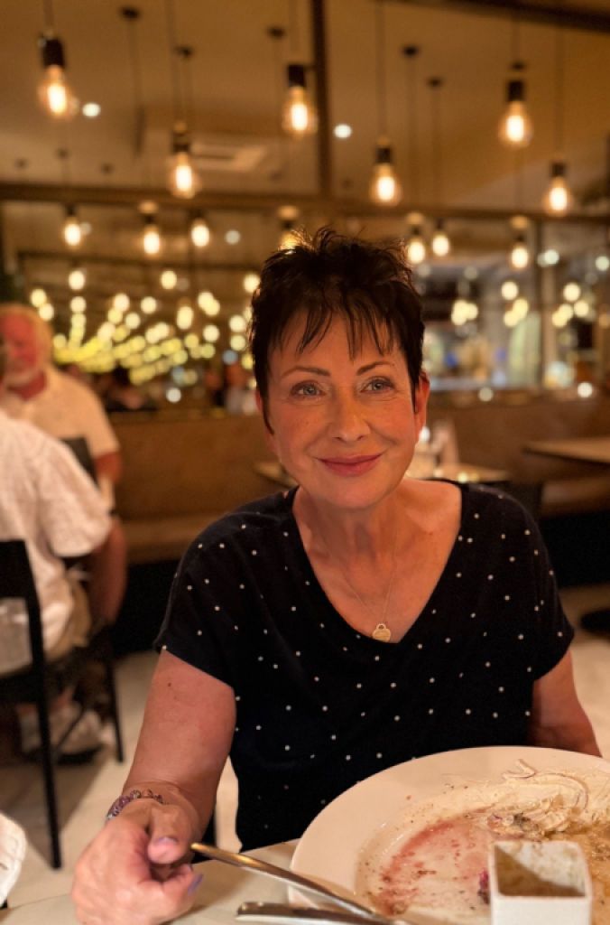 Youthful Geli looking for nice contacts for café visits and rummy