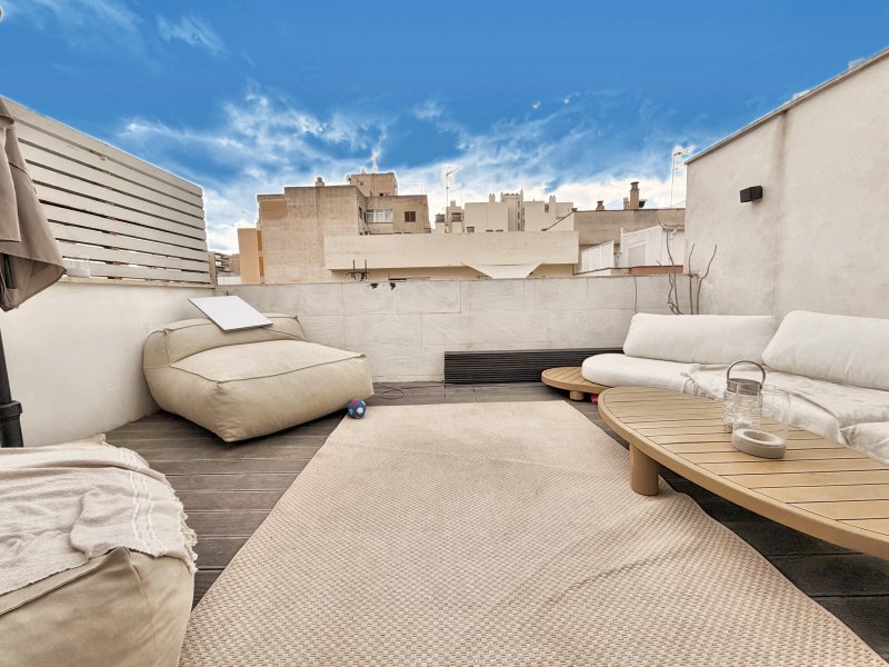 Juwel in Palma: modernes Duplex-Penthouse in Son Armadans