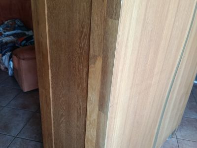 Jysk massive Holzvitrine OAK Modell: Goliath