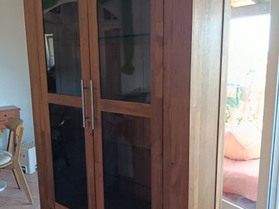 Jysk massive Holzvitrine OAK Modell: Goliath