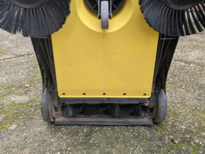 Kärcher sweeper