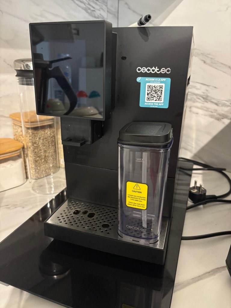 Cecotec coffee machine