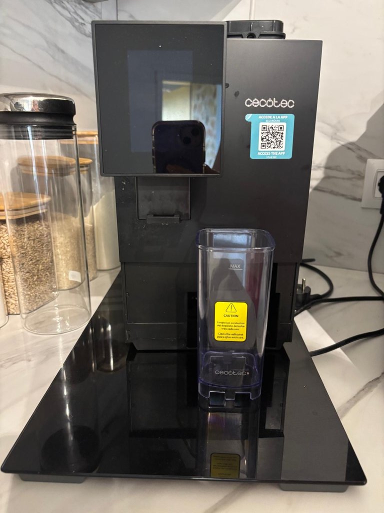Cecotec coffee machine