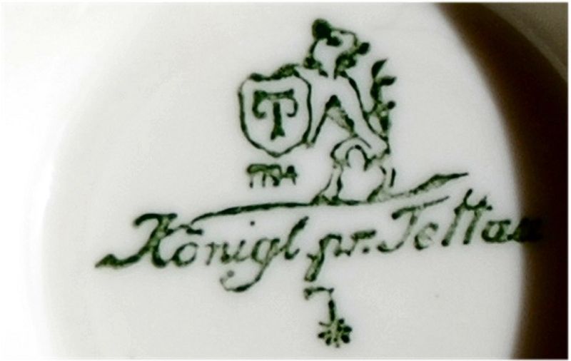 Kaffeeservice,  Teeservice, Porzellan,  Königlich privilegierte Porzellanfabrik Tettau, 40 Teile