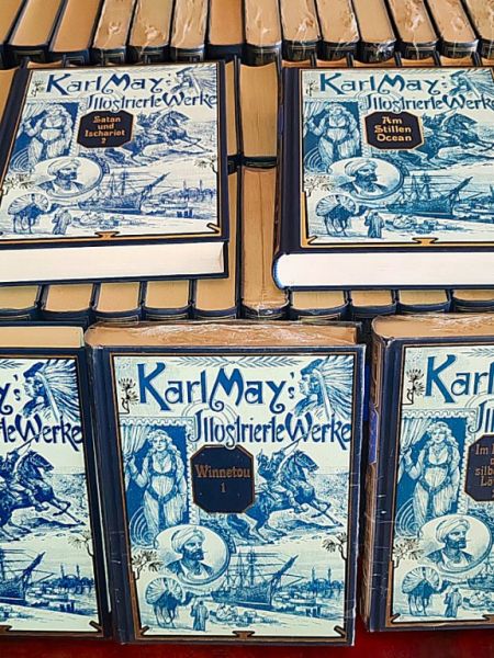 Karl May Sammlung 68 Bände – Viele NEU & OVP / Raritäten / Illustriert