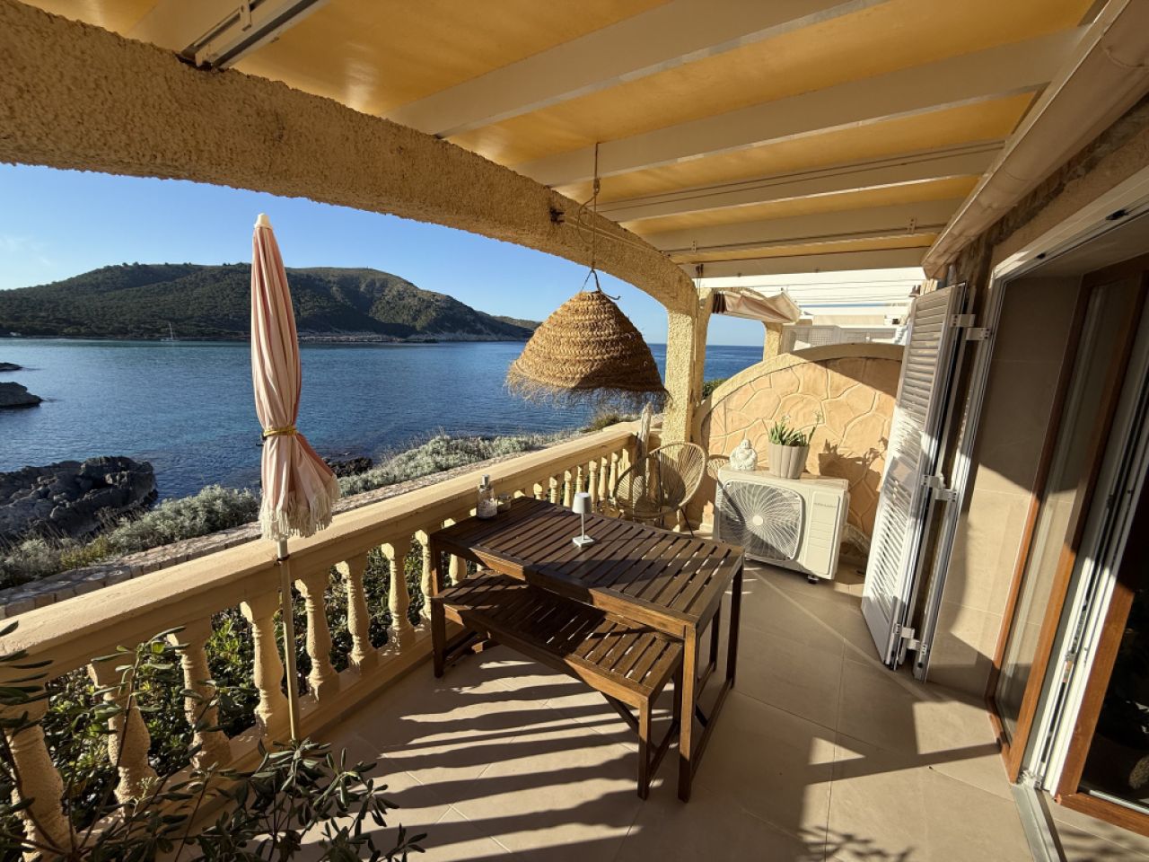 Kernsaniertes Apartment in 1A-Lage direkt am Meer – Cala Agulla, Cala Ratjada