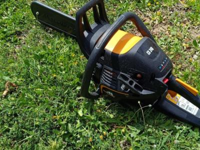 Kettensäge Mc Cullock CS 340 Benzin, wie neu siehe Fotos