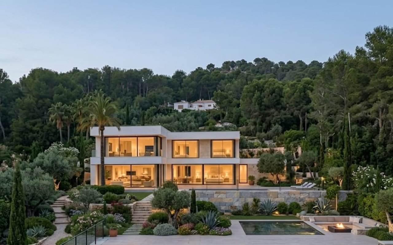KI-gestützte & adaptive Alarmanlagensysteme für anspruchsvolle Immobilien auf Mallorca.